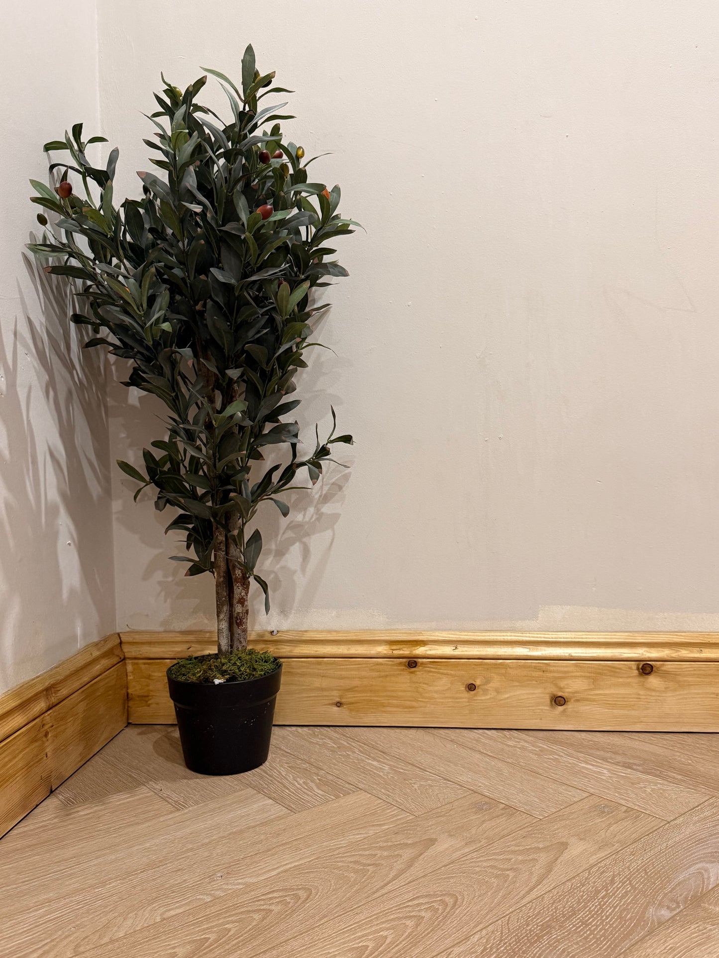 Dessert Oak Herringbone Laminate