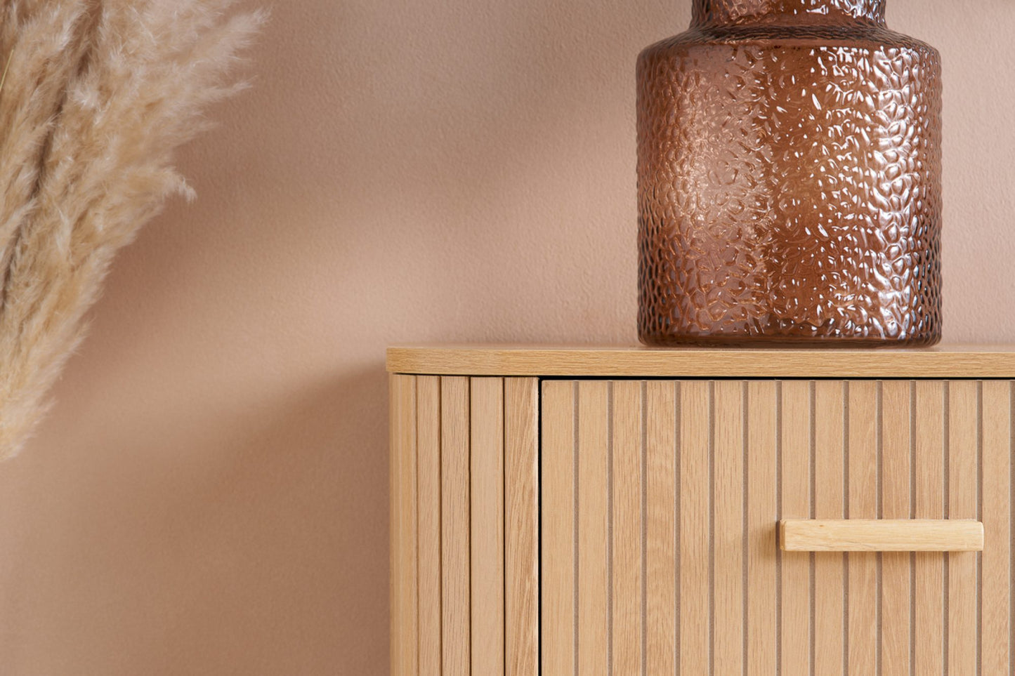 Axel 5 Drawer Fluted Chest
