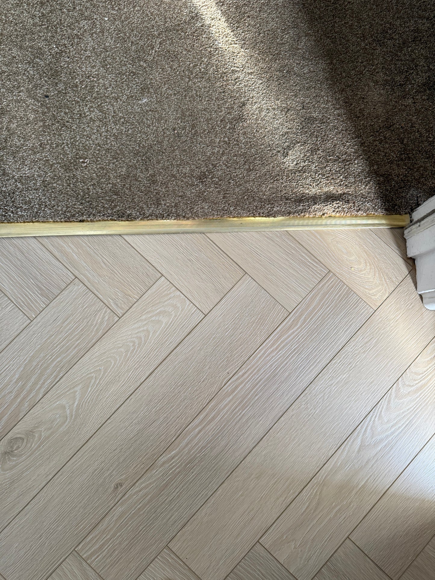 Denver Oak herringbone Laminate