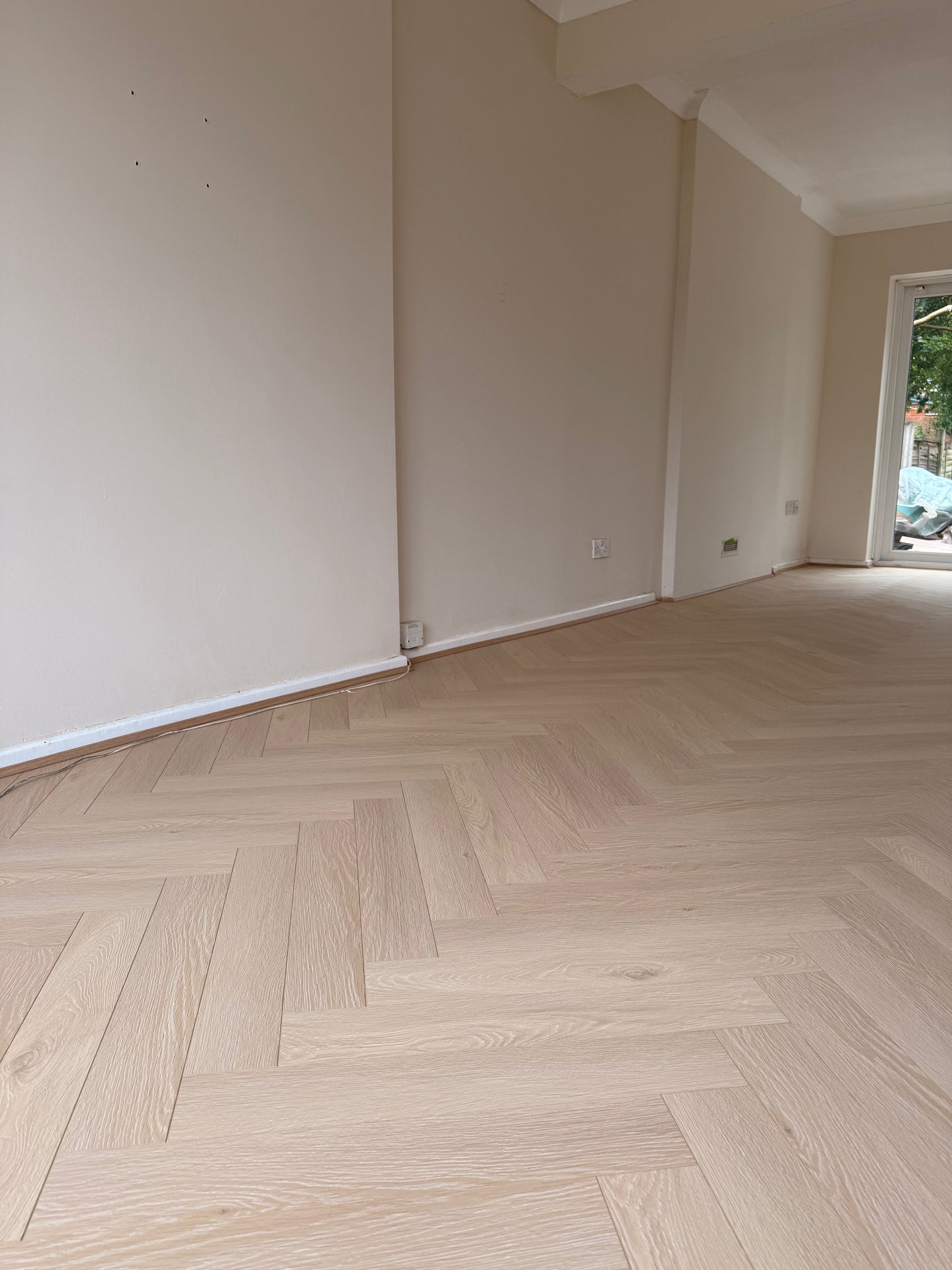 Denver Oak herringbone Laminate