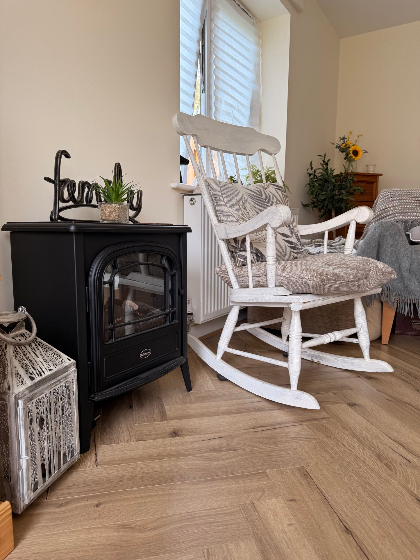 Albany Oak Herringbone 12mm Laminate