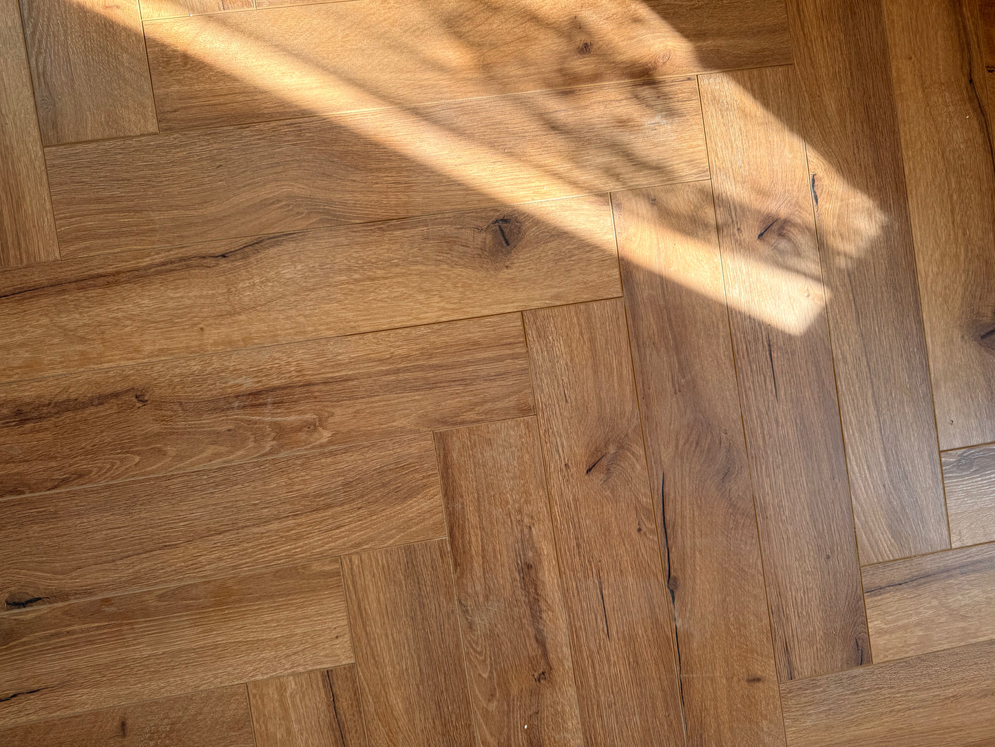 Oak Robust Fumed Herringbone Laminate