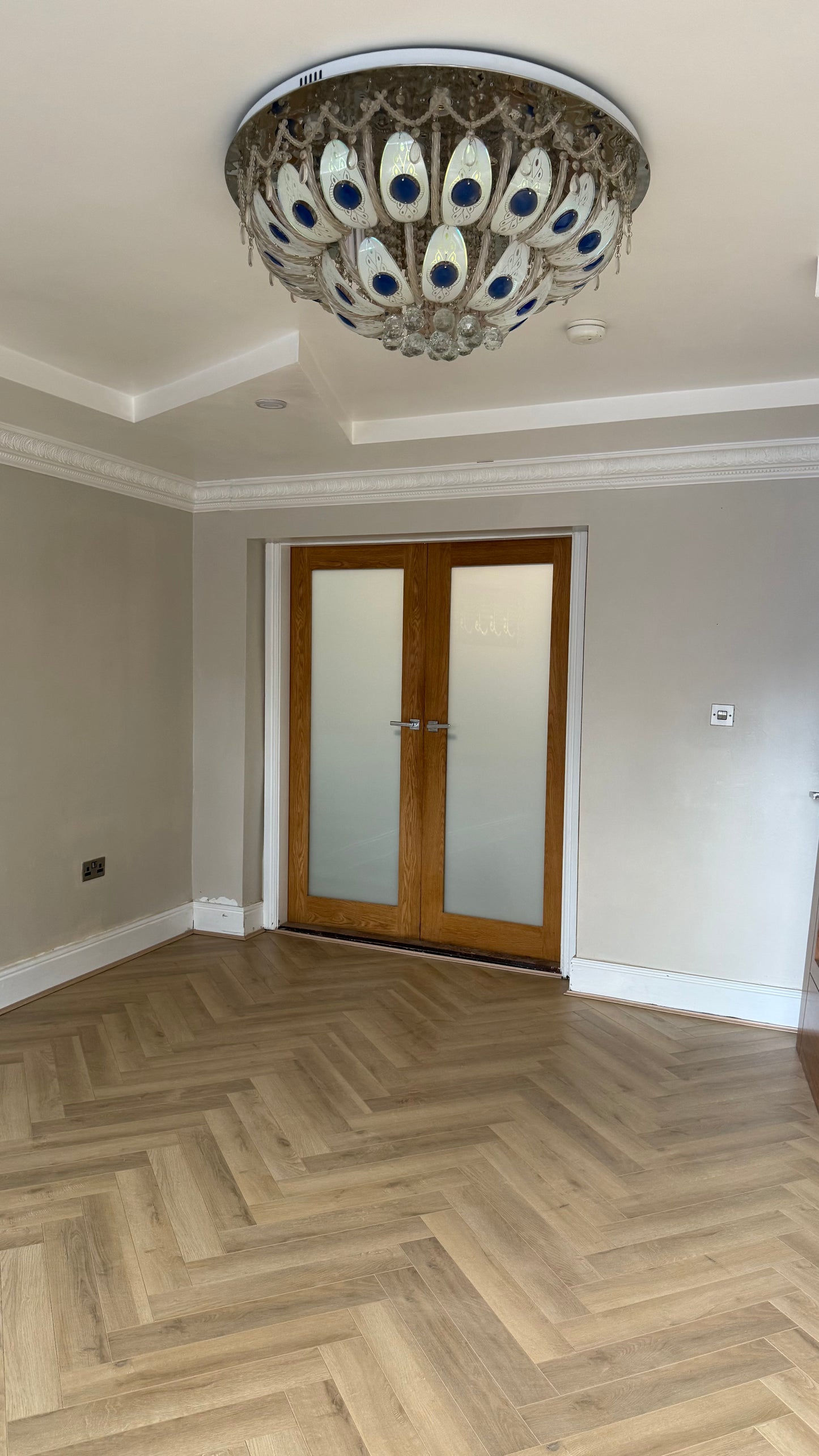 Warren Oak Herringbone Laminate