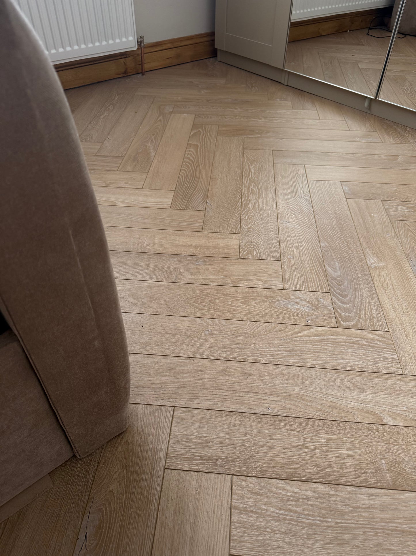 Dessert Oak Herringbone Laminate