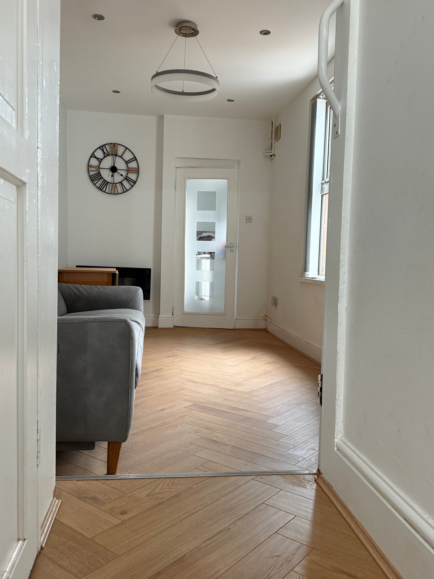 Oregon Oak Herringbone Laminate