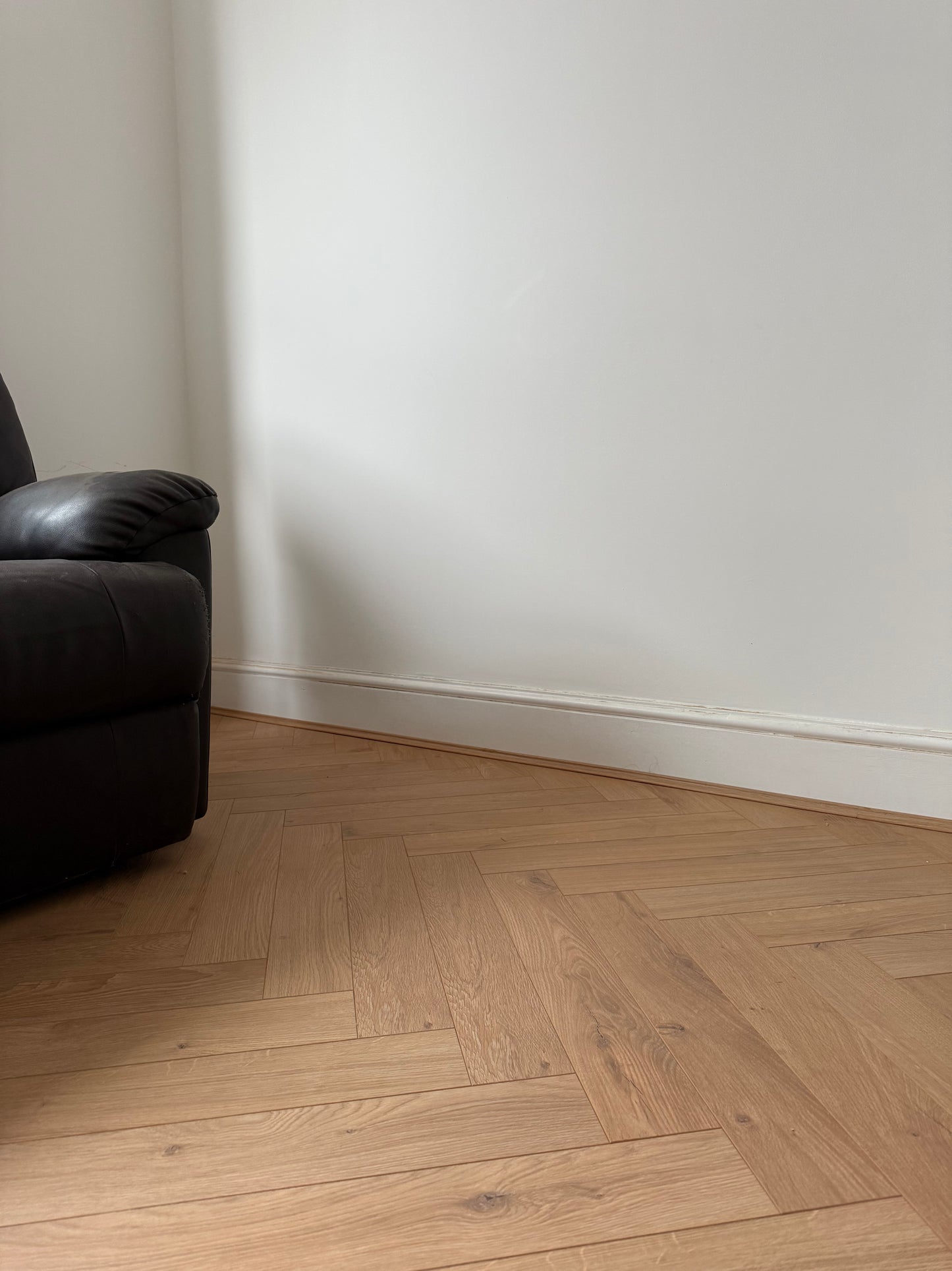 Oregon Oak Herringbone Laminate